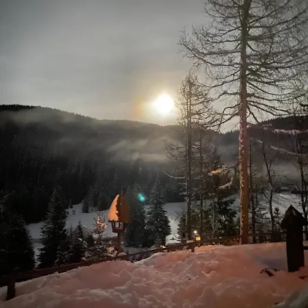 Nyaraló Almhaus Zirbenheim Nicolina
